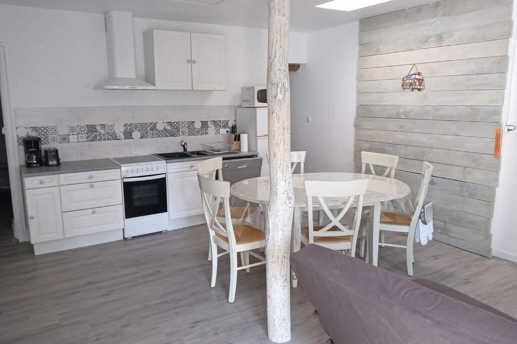 Maison Aux Mathes 레 마트 외부 사진